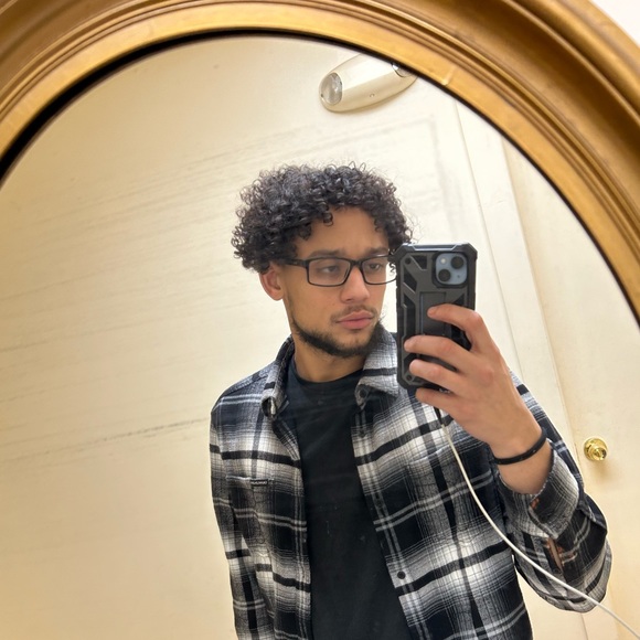 Meet your Posher, Eli - Picture 1 of 1